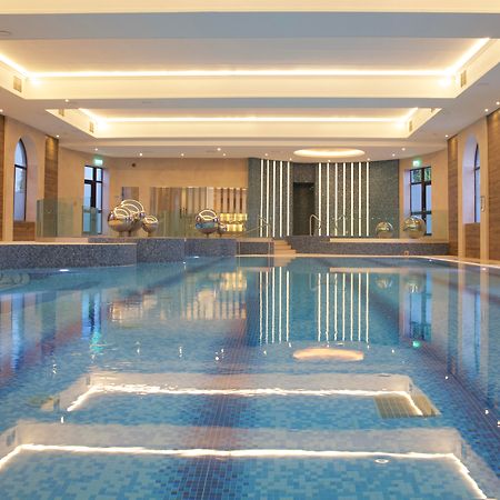 Westport Plaza Hotel, Spa & Leisure Екстер'єр фото